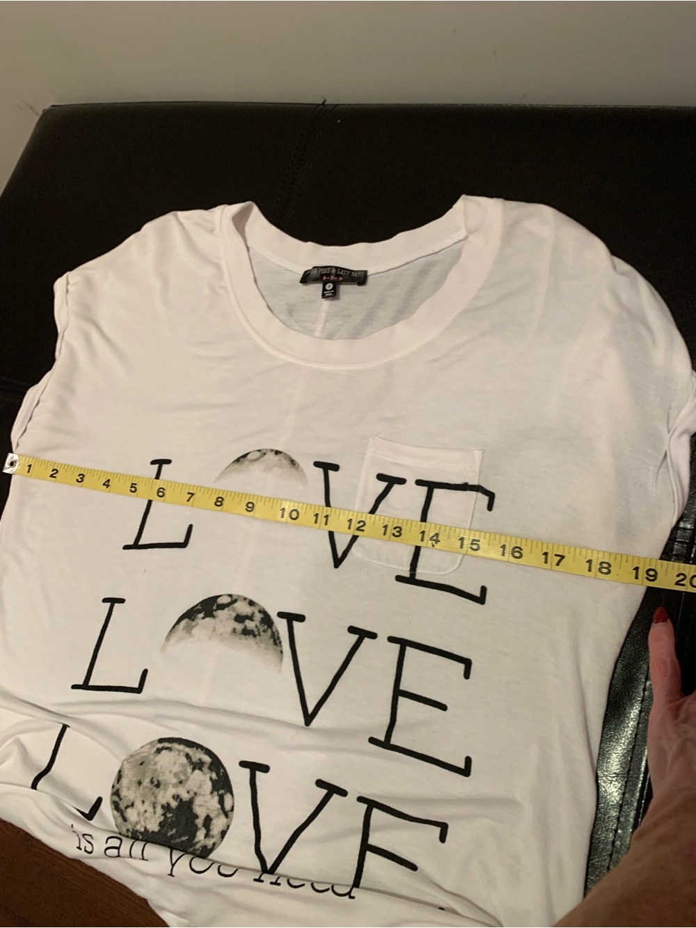 🩷LOVE PEACE AND LAZY DAYS🩷NWT! ROUND NECK, ROLLED SLEEVES. EXCELLENT CONDITION! - Picture 3 of 11